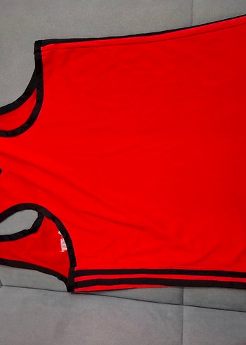 Kırmızı Siyah Detaylı Kadın Spor Takımı - Görsel 5