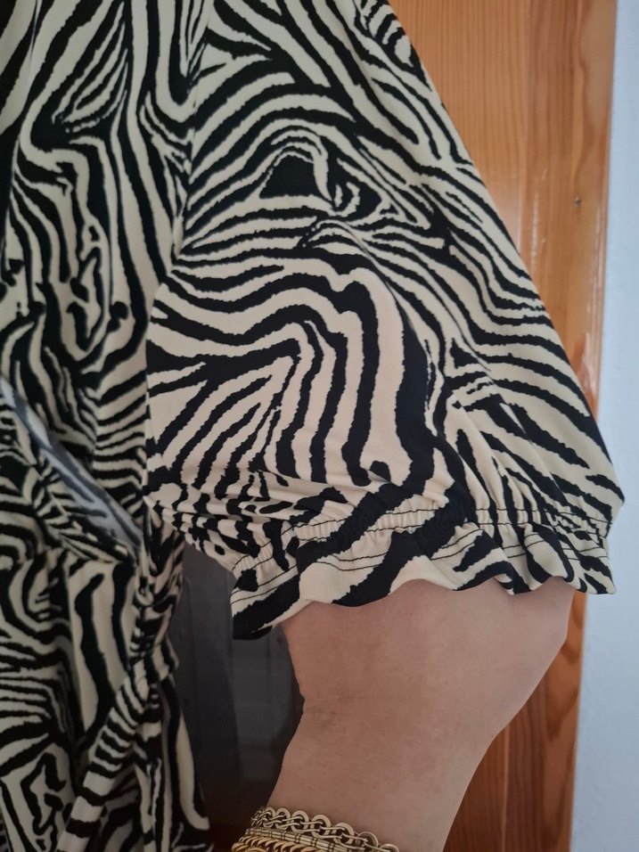 Zebra Desenli Kemerli Mini Elbise - Görsel 4