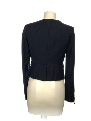38 Beden ipekyol Blazer %70 İndirimli.