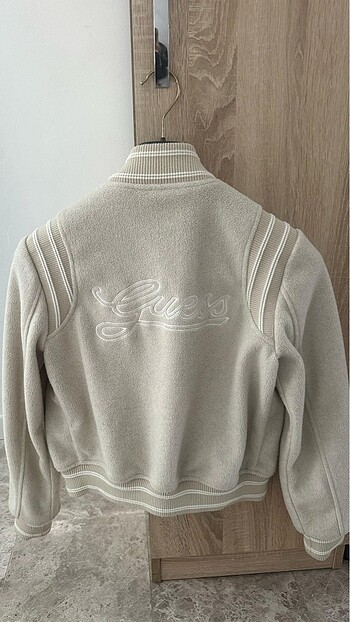 Guess Guess Hırka