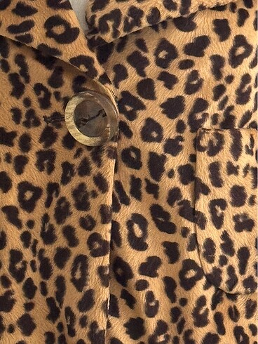 s Beden Mango leopar crop ceket