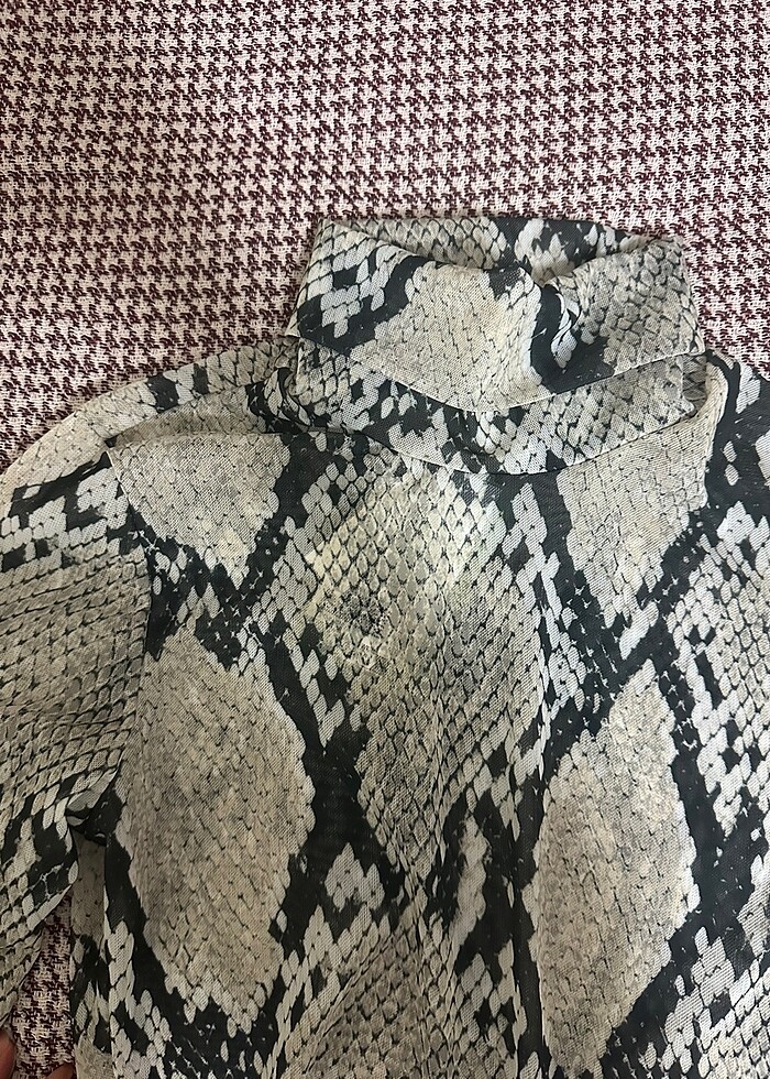 H&M marka transparan bluz - Görsel 4