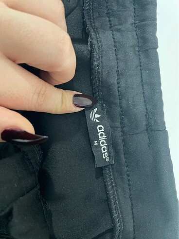 Adidas cok kulanıldı efoman altı