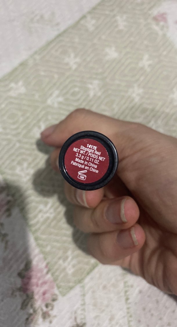 Wetnwild kırmızı  Ruj - Görsel 2