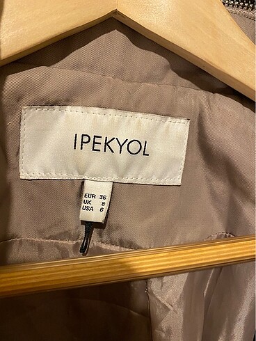 s Beden İpekyol mont