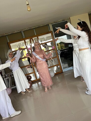 m Beden pembe Renk Pembe abiye bride