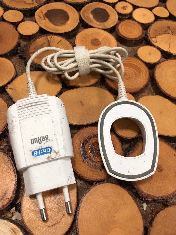 Original Braun Oral B 3731 diş fırçası şarj adaptörü - Görsel 2