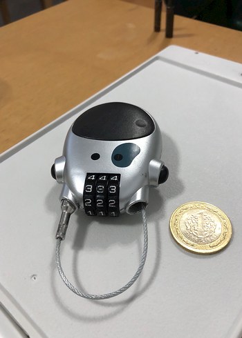 Gri Mini Kilitli Şifreli Seyahat Aksesuarı - Görsel 2