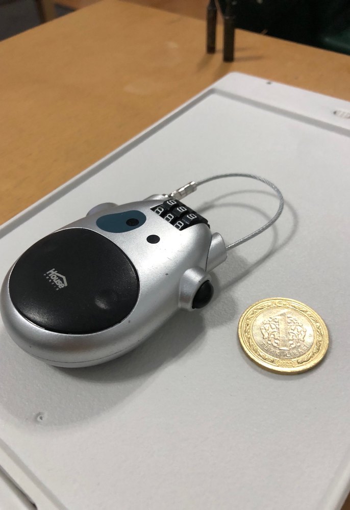 Gri Mini Kilitli Şifreli Seyahat Aksesuarı - Görsel 4