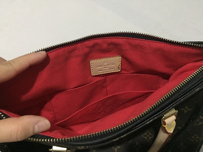Beden kahverengi Renk Louis Vuitton kol çantası