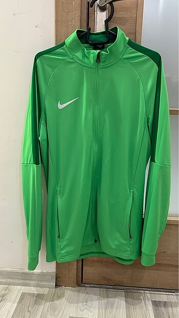Orjinal Nike erkek sweatshirt M beden