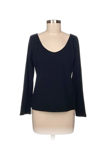 H&M T-shirt %70 İndirimli.