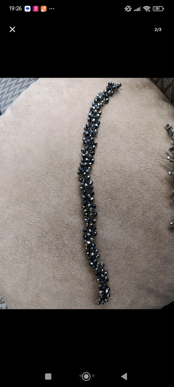 İşlemeli ve Boncuklu Gri saç aksesuarı - Görsel 2