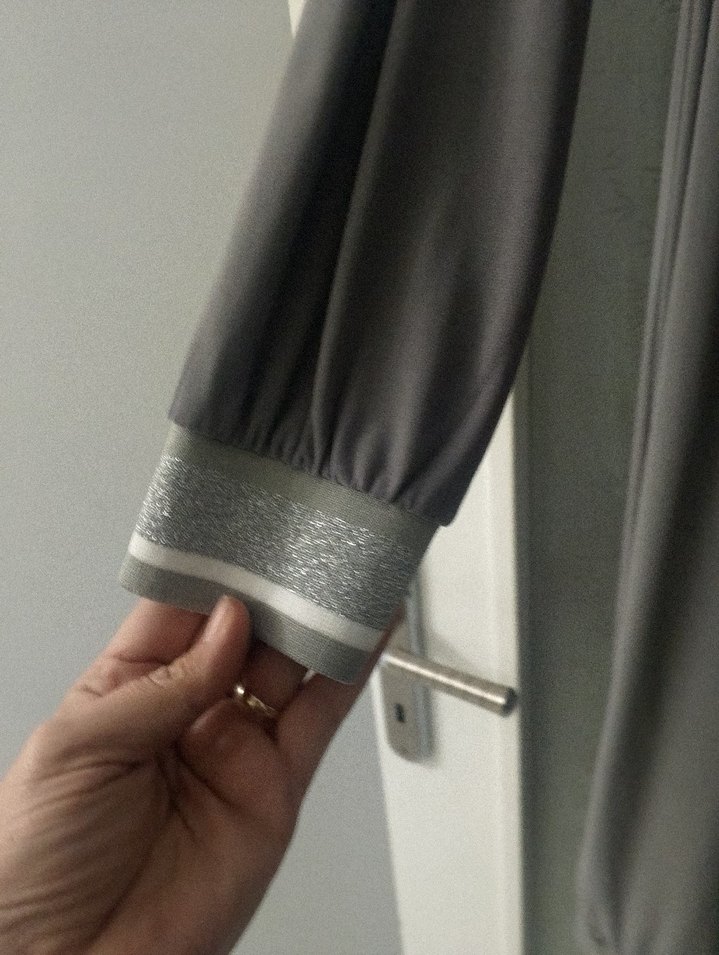 Gri Uzun Kollu Salaş Elbise - Görsel 4