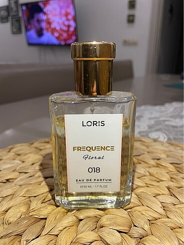 DKNY Loris 018 (DKNY Be Delicious)