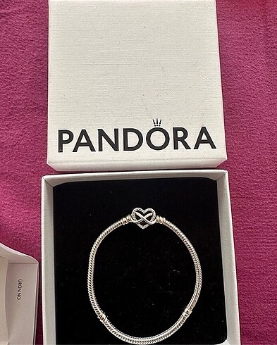 Pandora bileklik