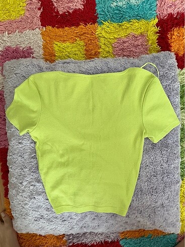 s Beden yeşil Renk Zara büzgülü crop bluz