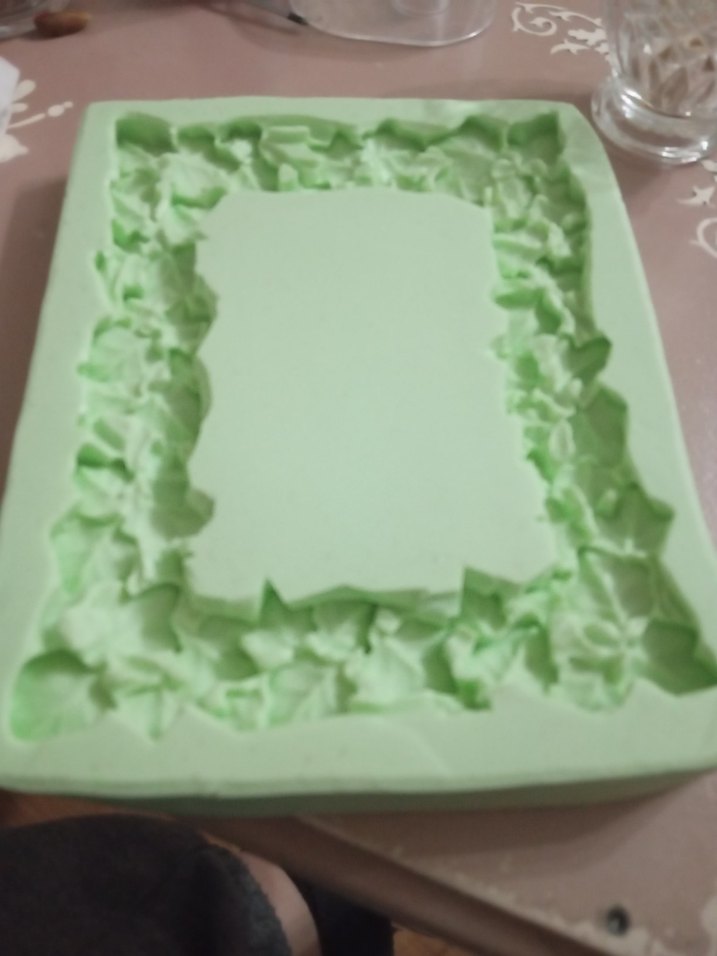 Pastel Yeşil Çiçek Desenli cerceve - Görsel 2