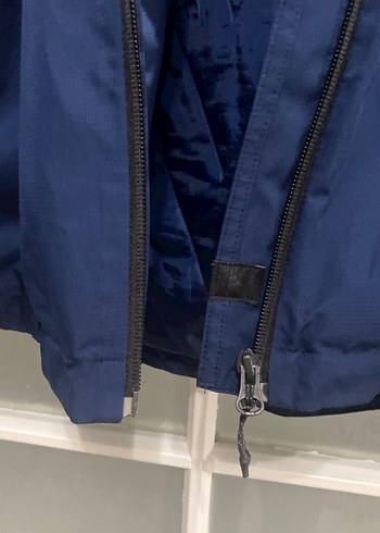 Erkek Midi Mavi Fermuarlı Yağmurluk - Görsel 2