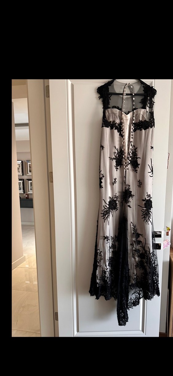 Siyah Nakışlı Straplez Uzun Abiye Elbise - Görsel 2