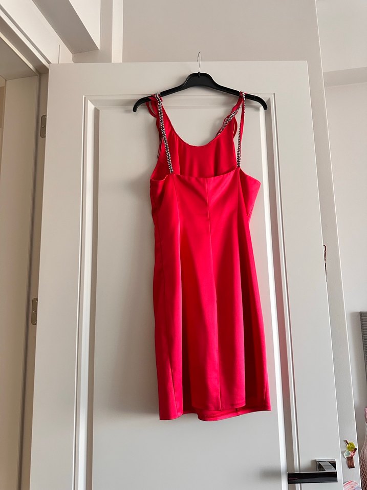 Kırmızı Drapeli V Yaka Mini Abiye Elbise - Görsel 2