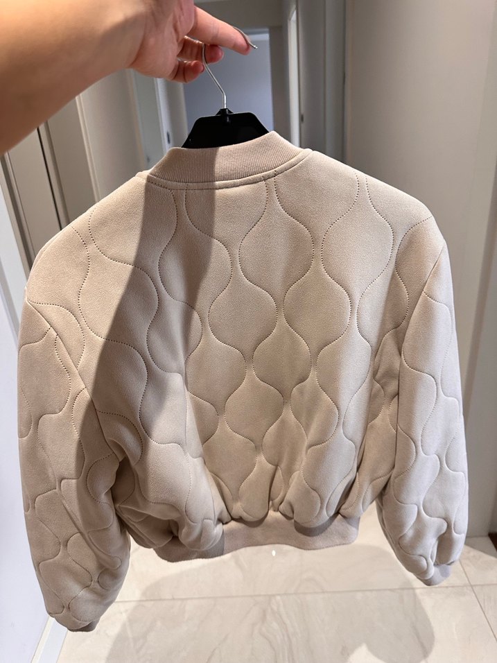 Bej Düğmeli Kadın Kısa Mont - Görsel 2