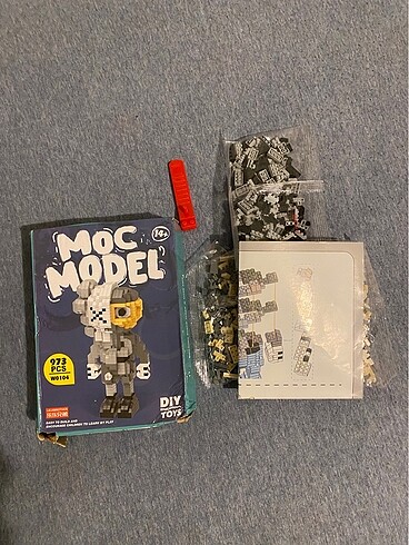 Diğer Kaws moc model