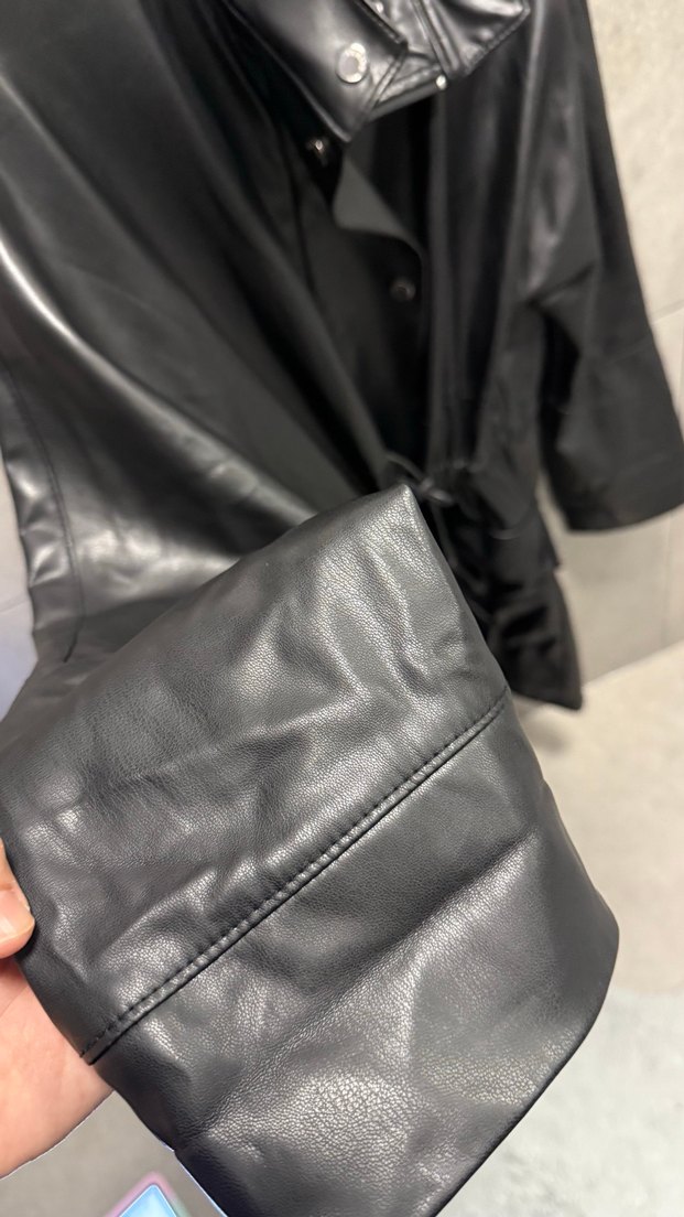 Kadın Siyah Deri Uzun Ceket - Görsel 3