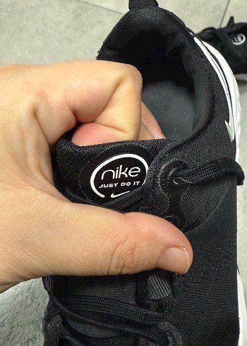 Siyah Bağcıklı Kadın Spor Ayakkabı - Görsel 3