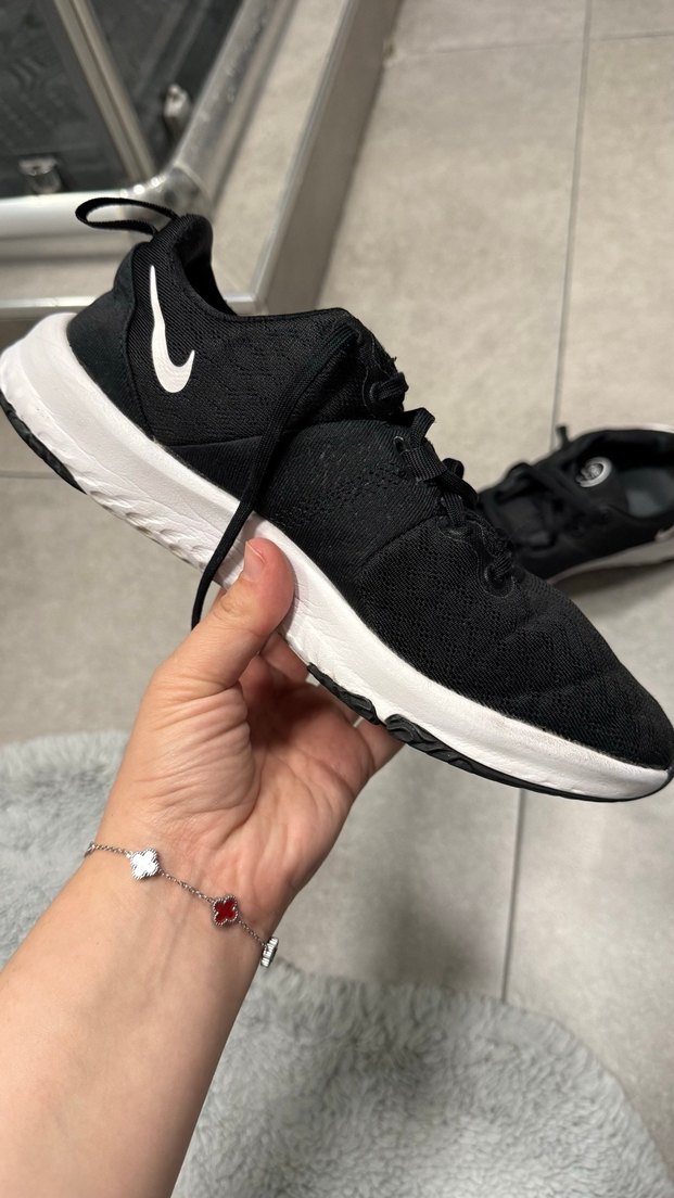 Siyah Bağcıklı Kadın Spor Ayakkabı - Görsel 2