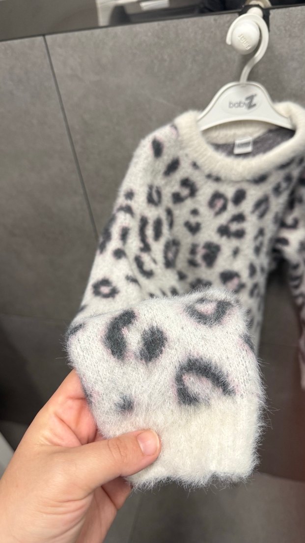 Gri Leopar Desenli Uzun Kollu Kazak - Görsel 2