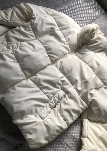 Beyaz  Kadın Kışlık  Şişme 
Mont - Görsel 2