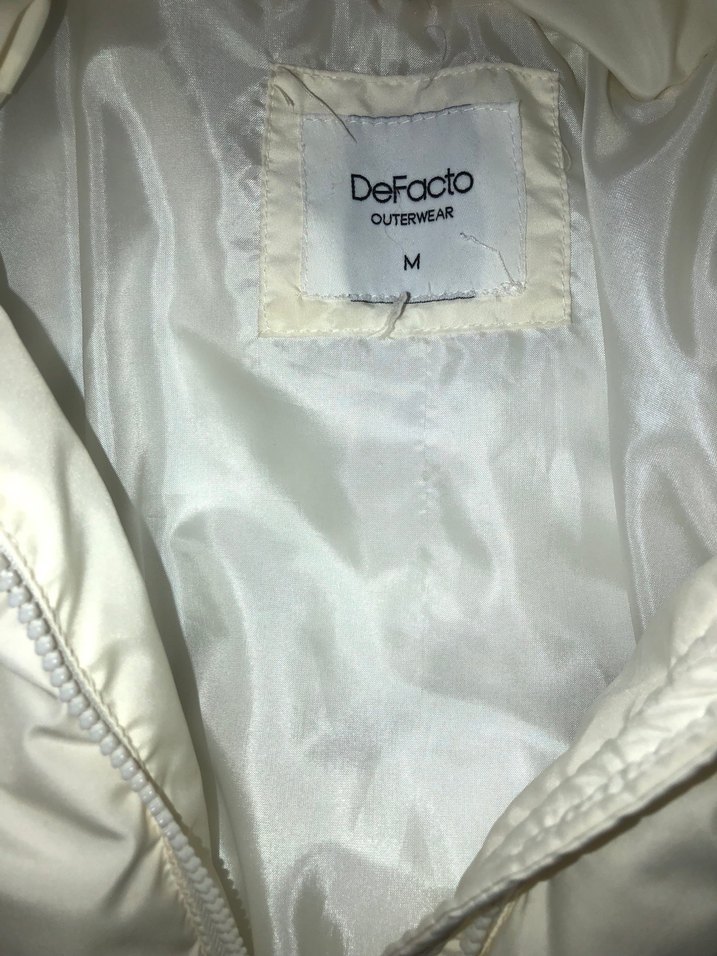 Beyaz  Kadın Kışlık  Şişme 
Mont - Görsel 3