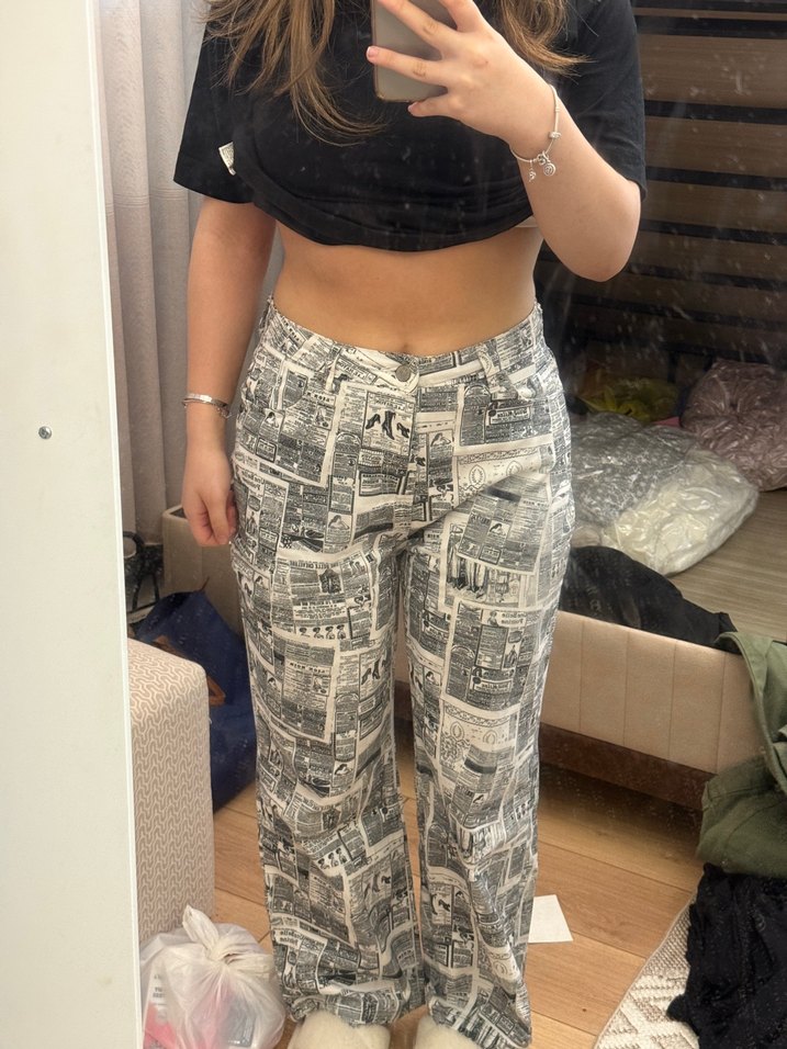 Gri Baskılı Salaş Kadın Kot Pantolon - Görsel 3