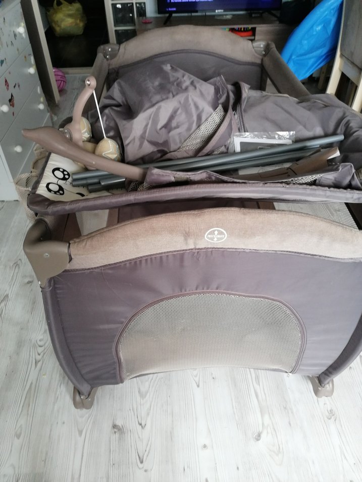 Kahverengi ve Gri Oyun Parkı Yatak - Görsel 3