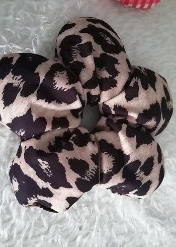 Renkli Çiçek Desenli Lastikli Saç Tokası - Görsel 2