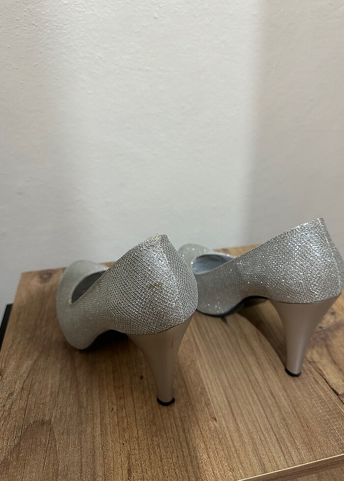 Topuklu ayakkabı - Görsel 5