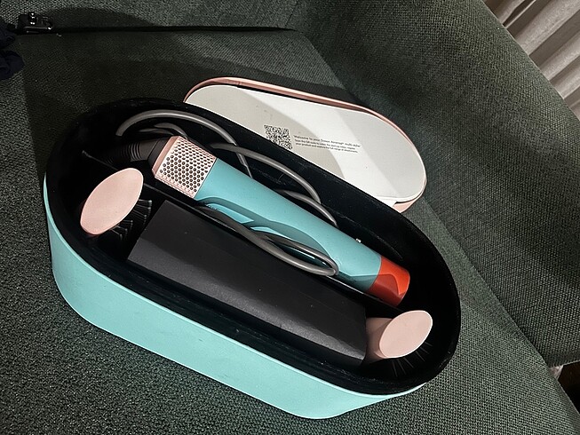 dyson airwrap