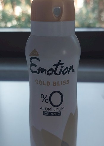 Emotion Gold Bliss Kadın Deodorant 48 Saat - Görsel 3