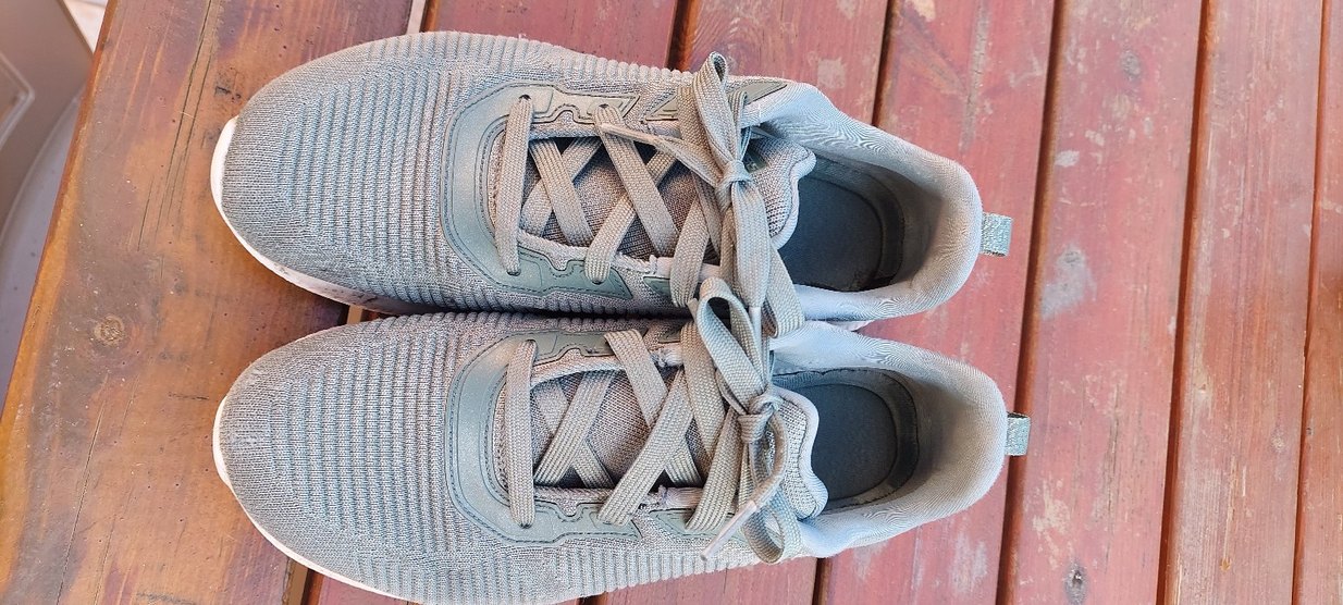 Orijinal Skechers  Gri Spor Ayakkabı 35.5 - Görsel 3