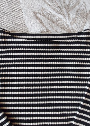 Siyah Beyaz Çizgili Kadın Triko Bluz - Görsel 3