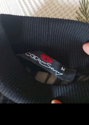 Siyah Uzun Kollu Yüksek Yakalı Triko Bluz - Görsel 4