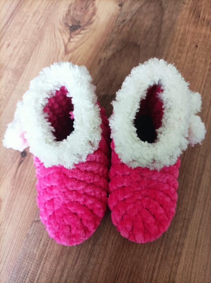 Kızlar için Pembe Sıcak Peluş Ev Terliği - Görsel 2