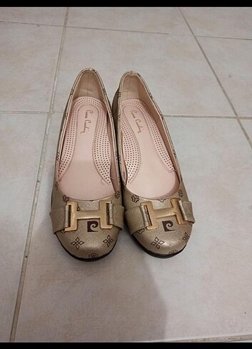 36 Beden Pierre Cardin babet