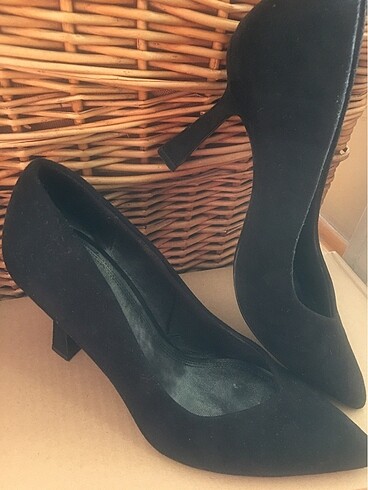 Stradivarius Stradivarius stiletto nubuk ayakkabı