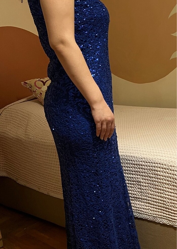 Payetli gece elbisesi - Görsel 3