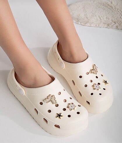 Diğer Krem crocs terlik