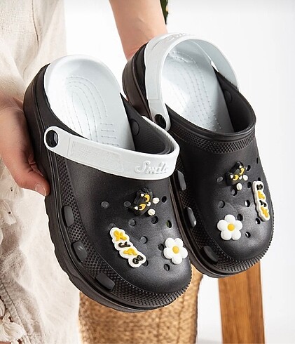 Siyah crocs terlik
