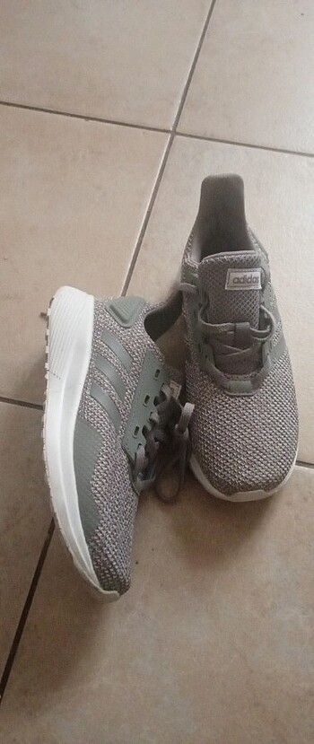 34 Beden gri Renk Çocuk spor ayakkabi