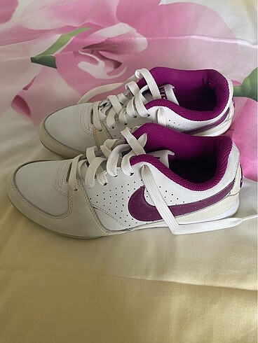 Nike Nike Bilekli Kız Çocuk Ayakkabısı